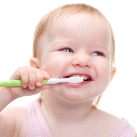 Megfelelő fogápolás babáknak