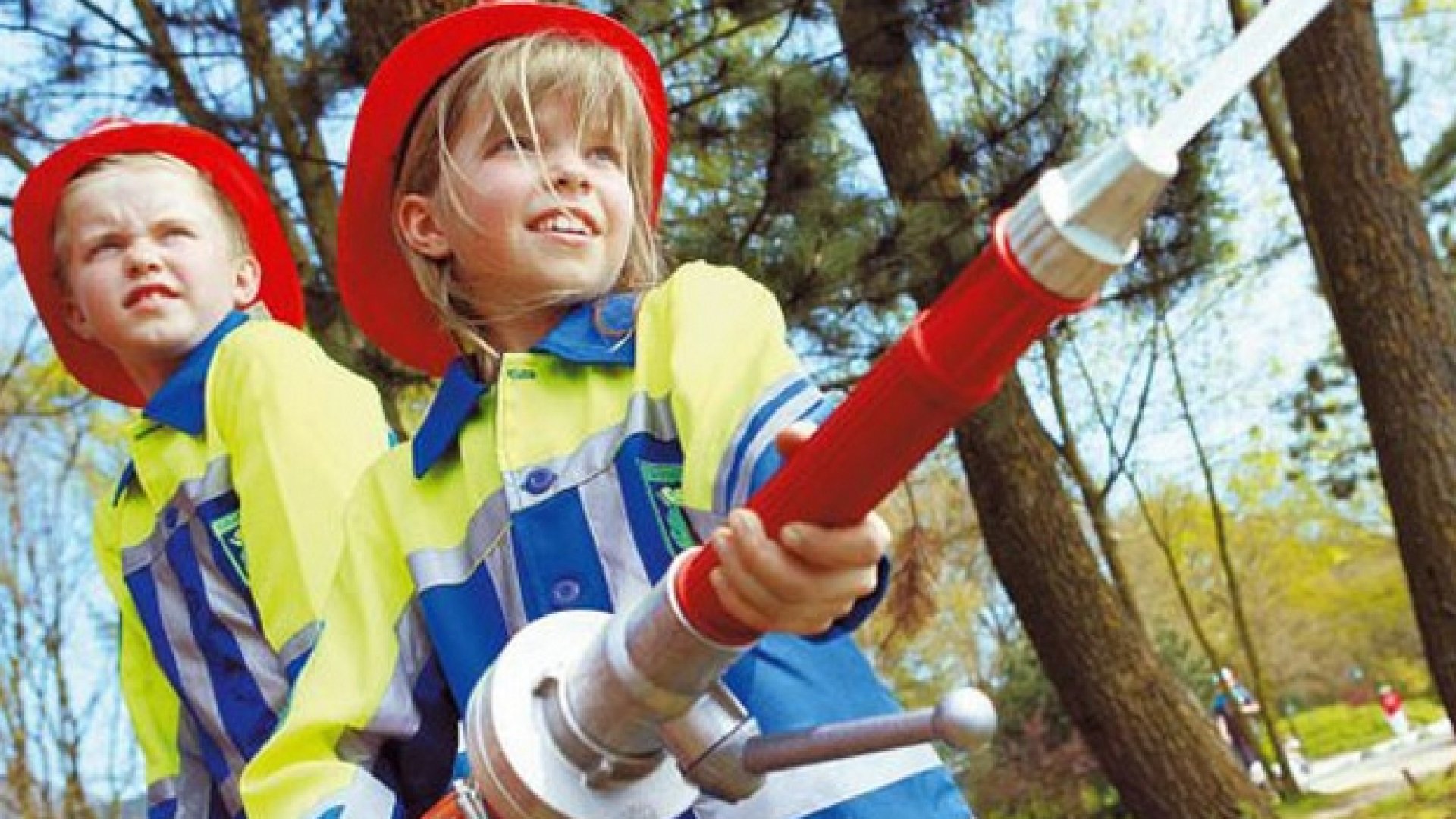 Gyermeknapon megnyílnak a tűzoltólaktanyák