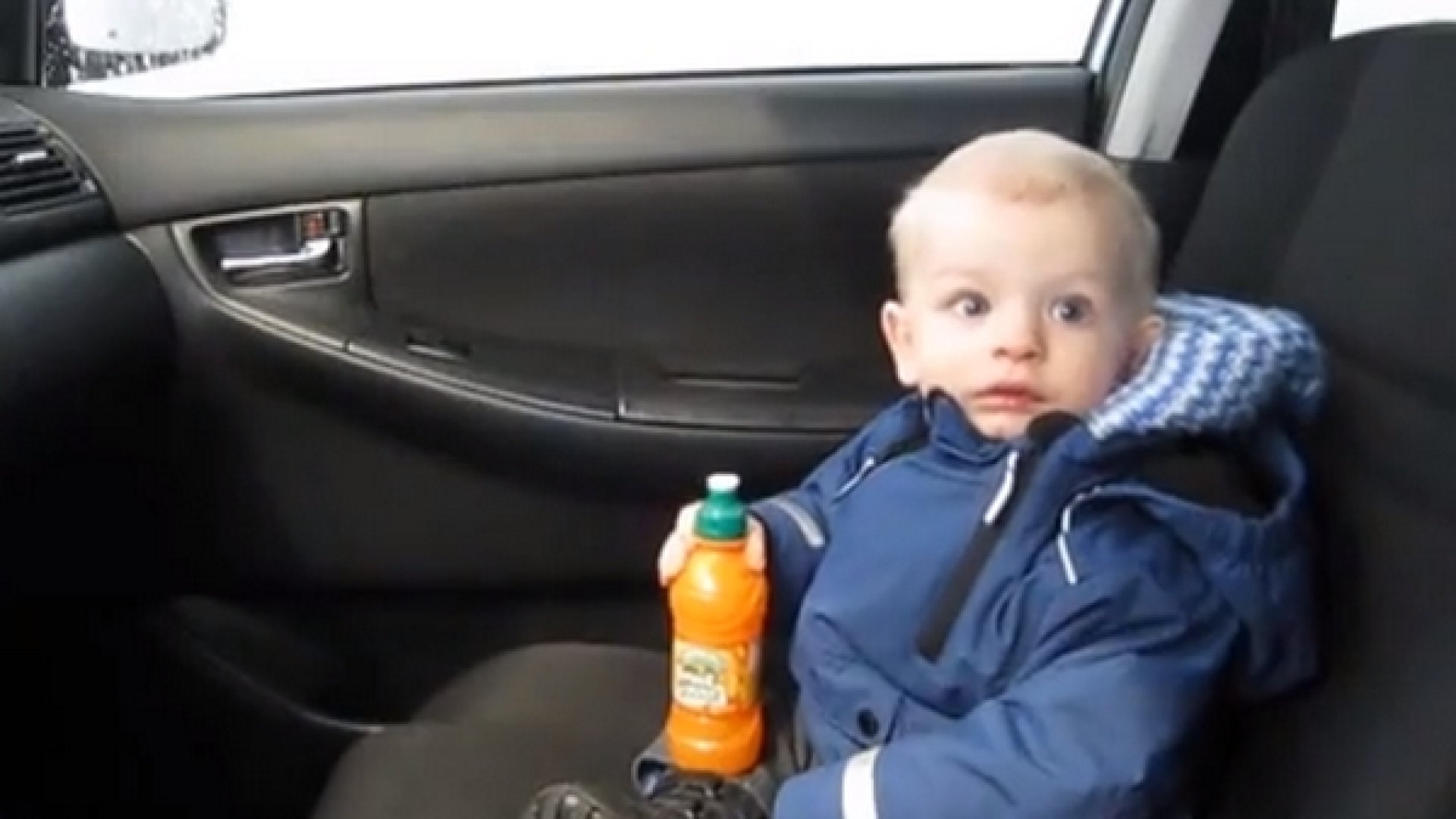 Gyerekek, akik életükben először látnak autósmosót :)