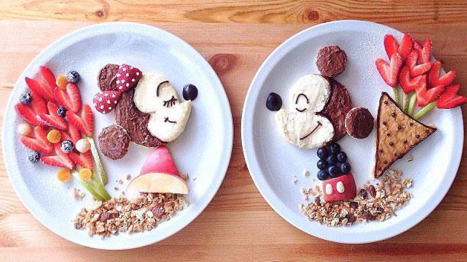 Internet sztár lett az Anyuka, aki kreatívan elkészített ebéddel lepi meg gyermekeit nap, mint nap